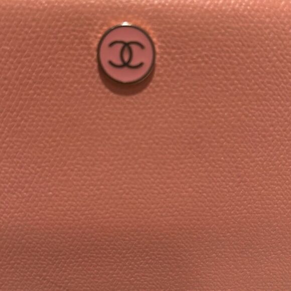 Chanel Foldover Long Cardholder Wallet CC Button Logo Light Pink Leather Luxury - Picture 2 of 14